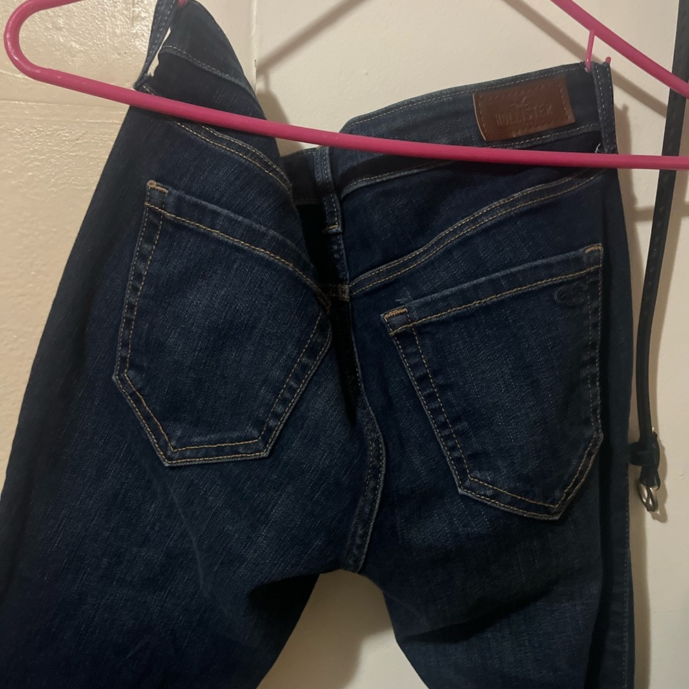 Hollister high rise size 4s / size 27 s